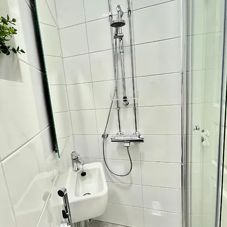 דירה Renovated Studio Toeoeloe *