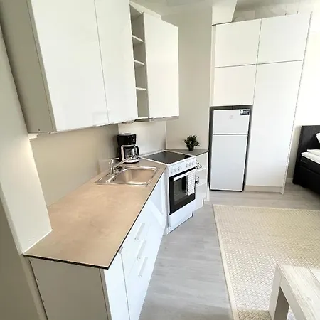 Renovated Studio Toeoeloe Appartement